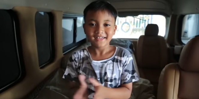 10 Potret Hadiah Mobil dari Sule untuk Anak Bungsunya, Super Mewah Kayak Kamar Pribadi!