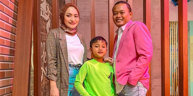 Potret Kebersamaan Nathalie Holscher dengan Sule dan Anak-Anaknya, Udah Akrab Banget!