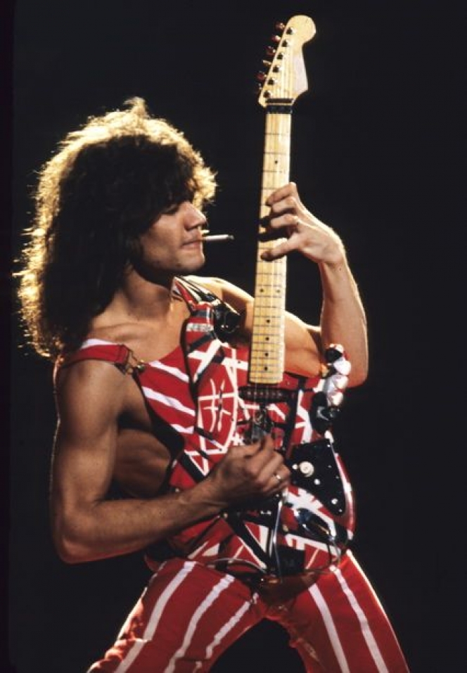 10 Potret Eddie Van Halen, Gitaris Rockstar Dunia yang Miliki Darah Indonesia