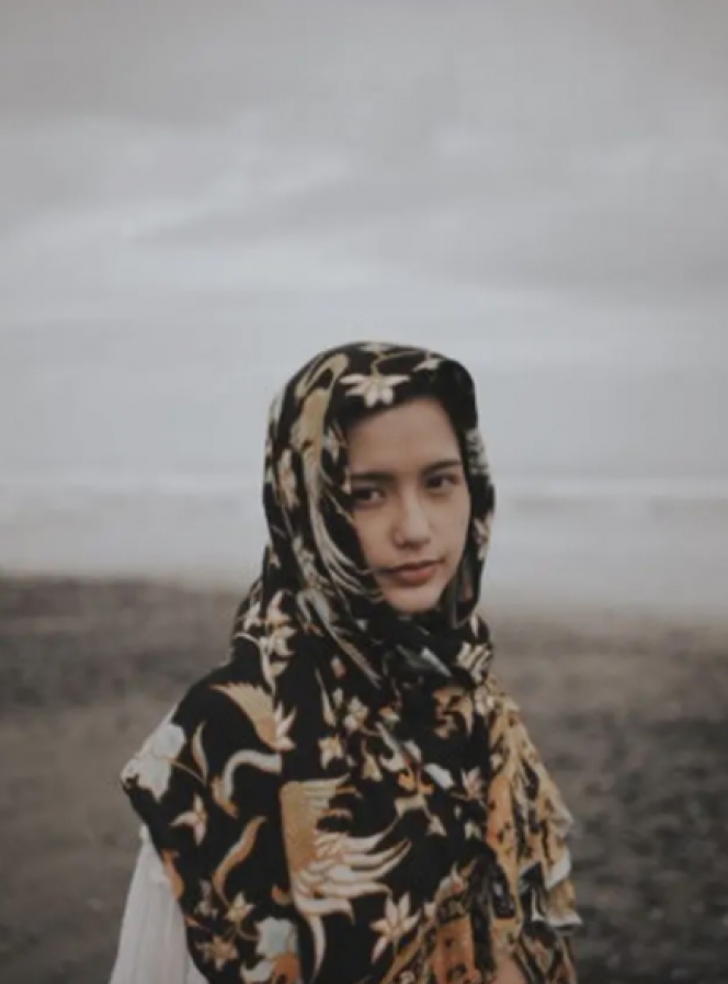 10 Potret Sarah Menzel, Gadis Ubud yang Dikabarkan Dekat dengan Azriel Hermansyah