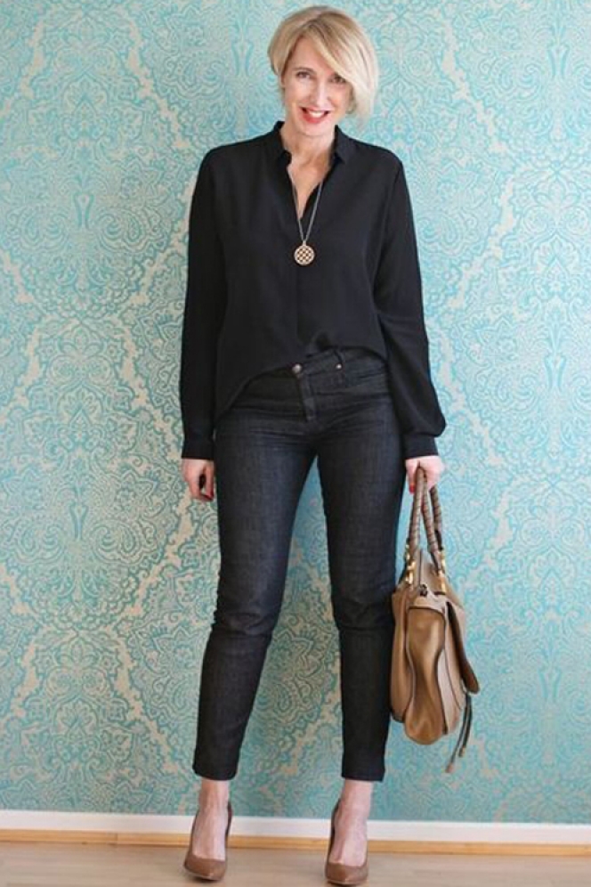5 Tips Pemakaian Celana Jeans untuk Wanita Usia 40-an, Bikin Tetep Stylish dan Awet Muda!