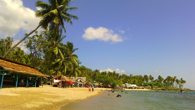 Bikin Adem, Ini 5 Wisata Bahari di Gorontalo yang Cocok untuk Liburan Keluarga