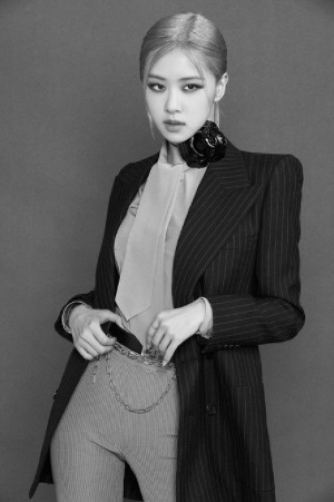 Rose BLACKPINK Resmi Jadi Muse YSL Beauty, Ini 7 Potret Cantiknya Bareng Yves Saint Laurent