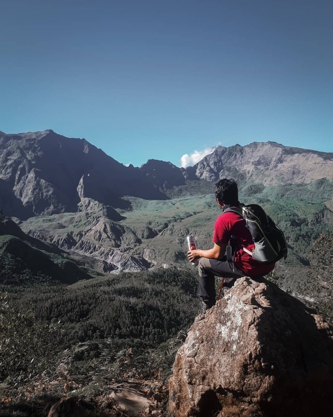 10 Lembah Terindah di Indonesia, Tawarkan Pemandangan Epic yang Bikin Kamu Enggan Pulang