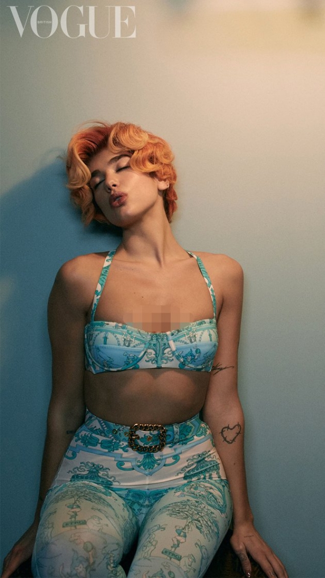 Bikin Pangling, Ini Potret Memukau Dua Lipa di Photoshoot Terbaru Bersama British Vogue