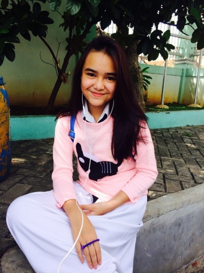 10 Potret Imut Amanda Manopo Pakai Seragam Sekolah, Paras Lugunya Bikin Kaum Adam Jatuh Hati