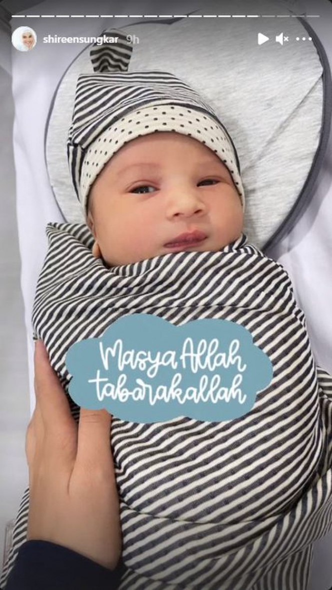 9 Potret Tampan Baby Ukkasya, Anak Zaskia Sungkar yang Disebut Hasil Bibit Unggul