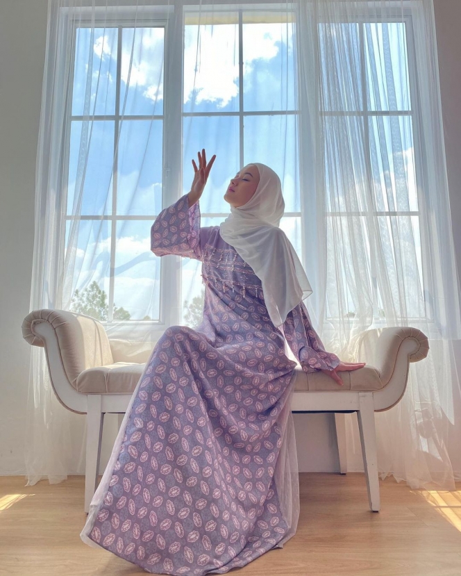 Kumpulan Gaya OOTD Selebriti Berhijab, Bisa jadi Inspirasimu Tampil Stylish di Bulan Ramadan