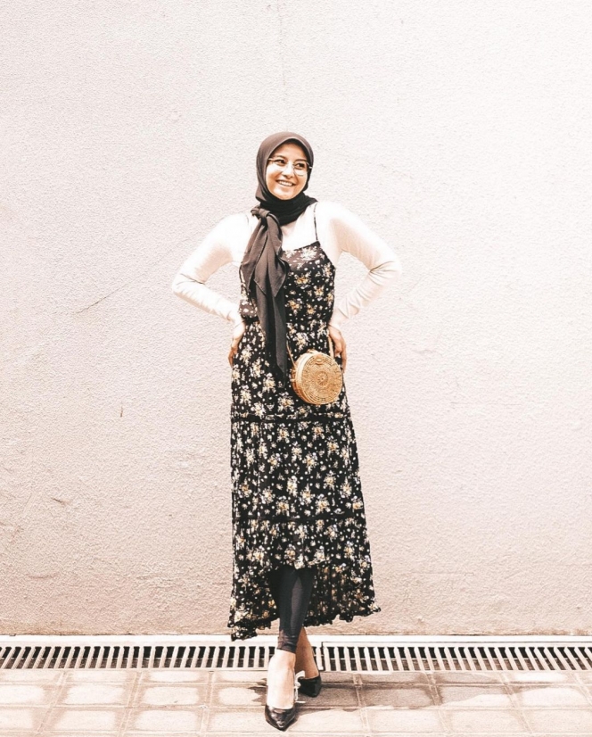 10 OOTD Ramadan ala Awkarin, Bisa Jadi Inspirasi Outfit Buat Bukber nih!