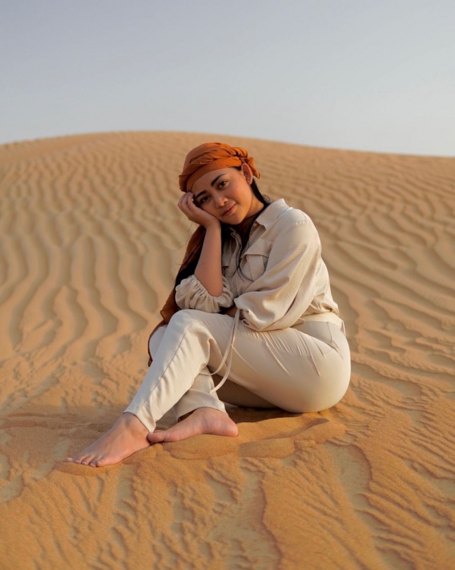 10 Potret Bahagia Rachel Vennya Liburan di Dubai, Diduga Bareng Salim Nauderer