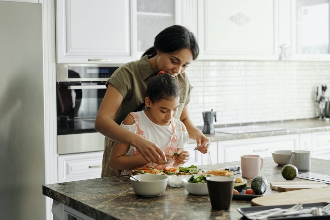 5 Tips Menjaga Asupan Makanan Sehat Selama Covid-19, Murah dan Mudah Lo Mom!