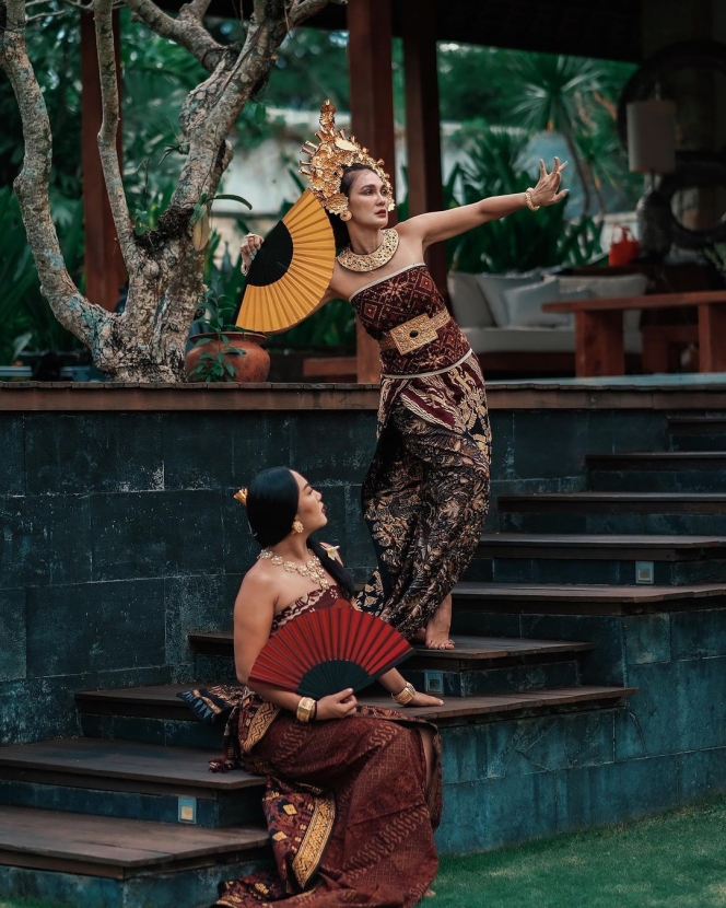Ini Pesona Luna Maya Pakai Baju Adat Bali, Aura Cantik dan Anggunnya Makin Terpanca