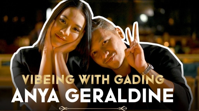 8 Potret Kemesraan Anya Geraldine dan Gading Marten untuk Film Selesai, Bikin Netizen Baper!