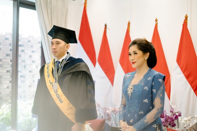 Momen Wisuda Ibas Yudhoyono, Raih Gelar Doktor dengan Predikat Cumlaude IPK Sempurna!