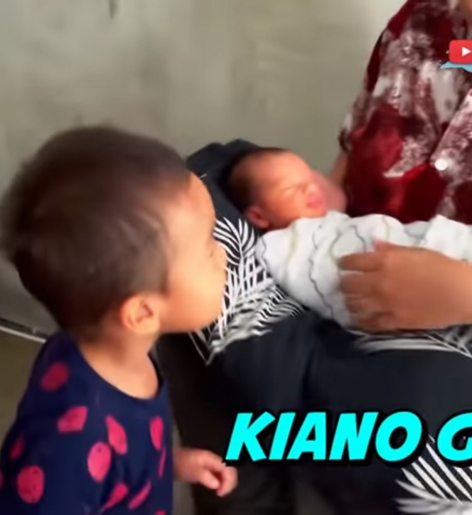 Ini Potret Kedekatan Kiano Tiger Wong dan Baby Razka yang Sayang Banget dan Gak Terpisahkan!