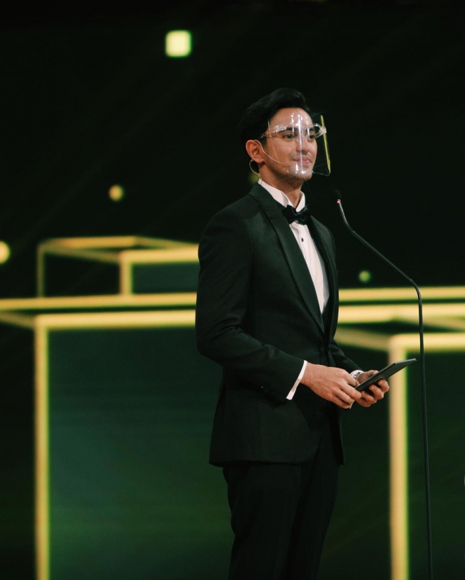 7 Potret Omar Daniel dan Amanda Manopo yang Ramai Dijodohkan Usai di Indonesian Television Awards 