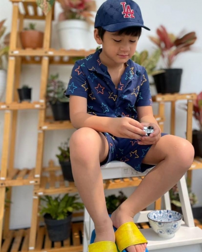 Masa Depan Cerah, 9 Anak Artis ini Sudah Miliki Bisnis Fashion yang Bikin Sukses Sejak Dini