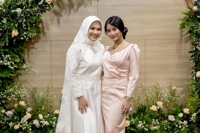 Potret Siti Adira, Anak Ikke Nurjannah dan Aldi Bragi yang Cantik Memesona Penuh Prestasi
