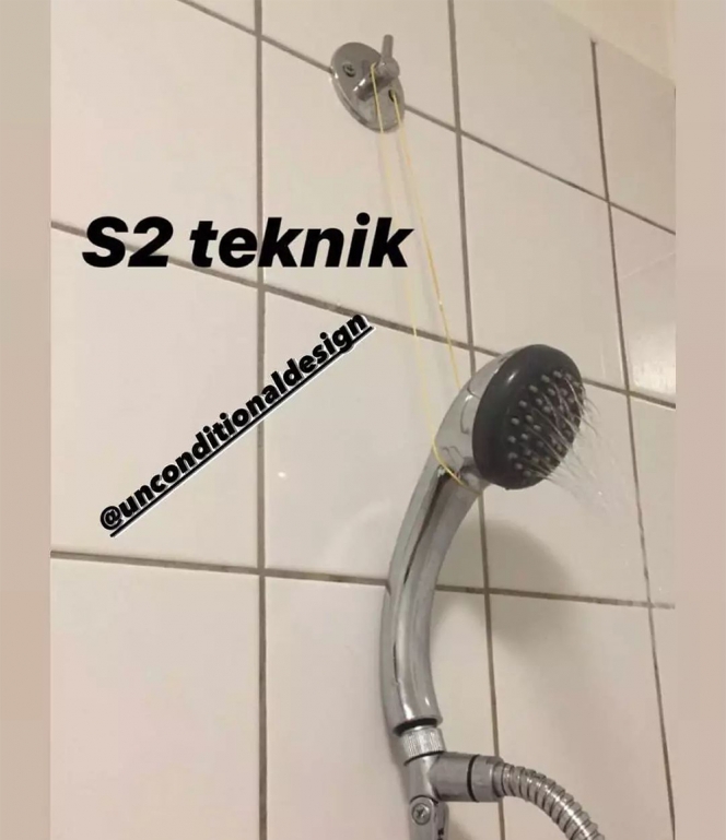 Nggak Selalu Mahal, 10 Shower Unik Ini Bisa Ditiru untuk Kamar Mandimu!