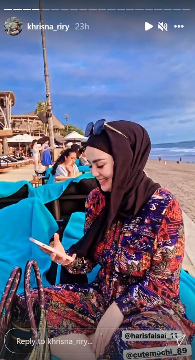 7 Potret Jennnifer Dunn Liburan ke Bali Bareng Faisal Haris, Tampilan Terbarunya Curi Perhatian