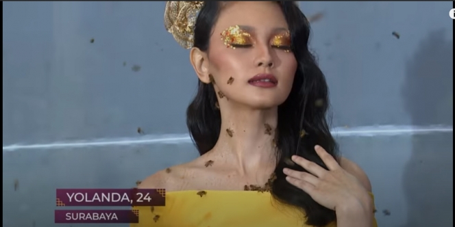 10 Gaya Pemotretan Para Finalis Indonesias Next Top Model Bareng Lebah, Sampai Nangis Disengat