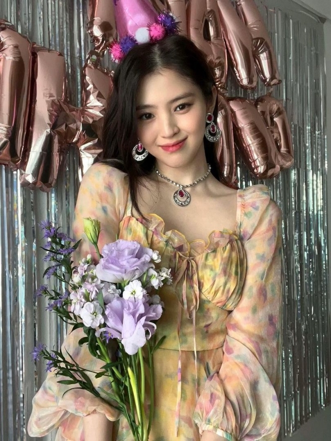 Han So Hee Ulang Tahun ke - 27, Intip Potret Perayaan dan Penampilan Dewasanya yang Makin Memukau