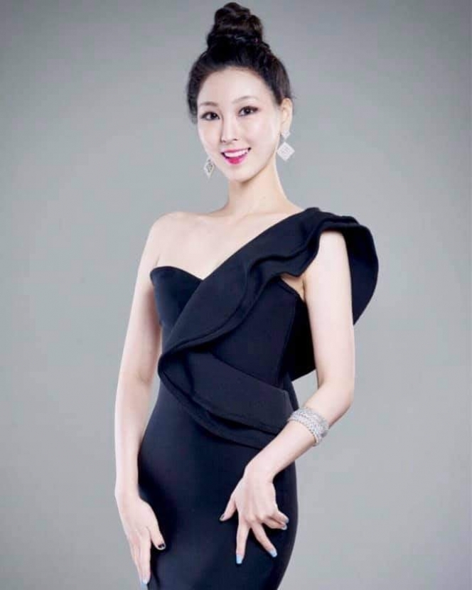 Ini Potret Sen Yang, Miss Grand Hong Kong yang Disebut Mirip Sarwendah dan Nyentrik!