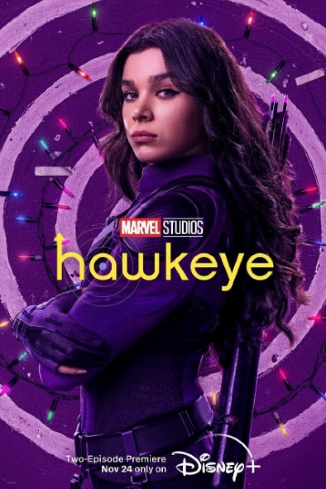 Jadi Bintang di Serial Hawkeye, Berikut 7 Potret Penampilan Hailee Steinfeld dengan Kostum Superhero yang Serba Ungu