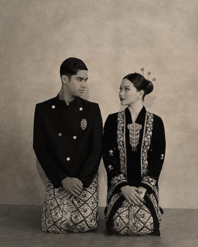 Isu Segera Menikah, Ini 6 Potret Al Ghazali dan Alyssa Daguise Kompak dalam Balutan Busana Jawa
