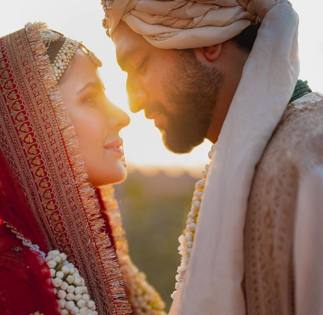 Katrina Kaif Resmi Dipersunting Vicky Kaushal, Ini Potret Manis Pernikahannya