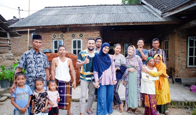 Ini Keseruan Shireen Sungkar Liburan ke Lombok, Bak Kembali Pacaran dengan Teuku Wisnu!