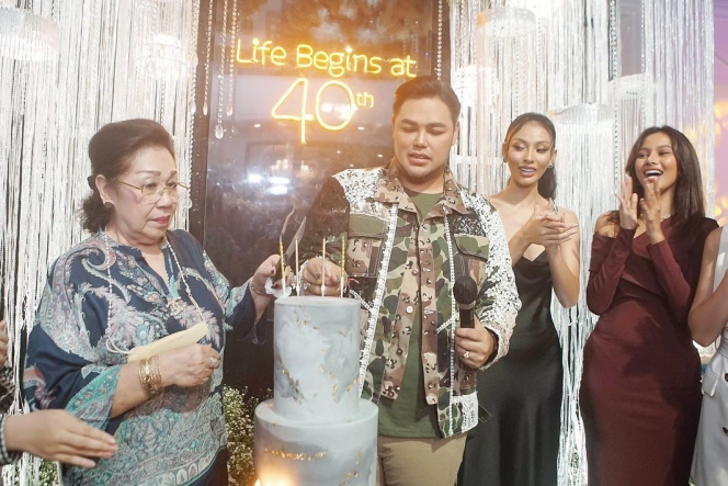 Potret Mewah Perayaan Ulang Tahun Ivan Gunawan ke-40, Dekor Glamor Bak Acara Lamaran