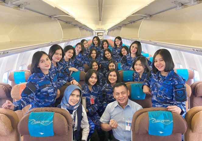 Potret Anggota TNI AU Cantik yang Jadi Pramugari Kepresidenan, Pesonanya Bikin Klepek-Klepek!