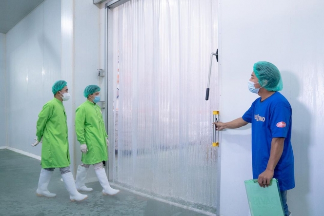 11 Momen Ruben Onsu Kunjungi Pabrik Frozen Food Miliknya yang Kini Jadi Sumber Kekayaan Baru