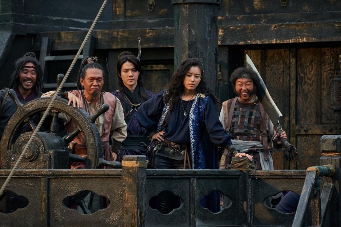 Pesona Sehun EXO di Film The Pirates: The Last Royal Treasure, Pemanah Ganteng yang Cool Abis!