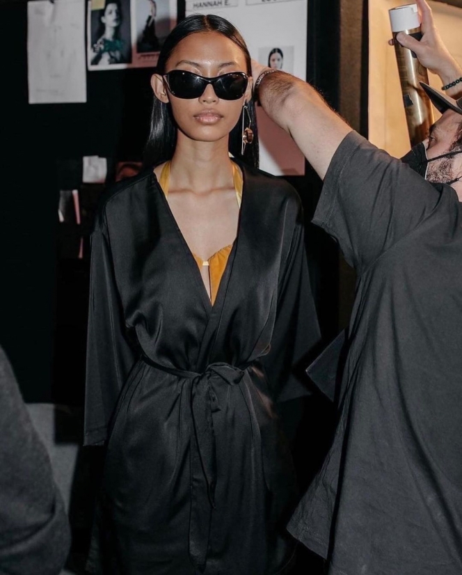Jadi Sorotan, Ini Potret Nafa Salvana Saat Jadi Model di Milan Fashion Week 2022