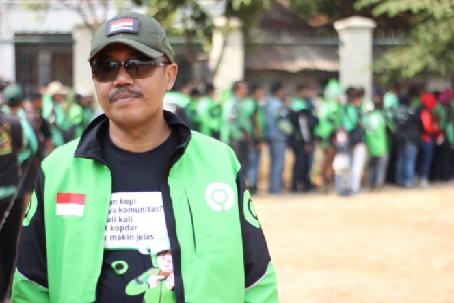11 Potret Mulyono Kumis, Driver Pertama Gojek yang Akrab dengan Nadiem Peraih Apresiasi Presiden