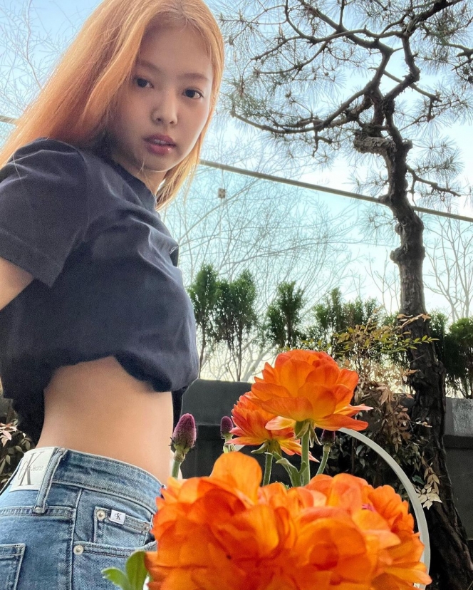 Jennie BLACKPINK Pamer Rambut Baru, Pertanda Bakal Comeback?