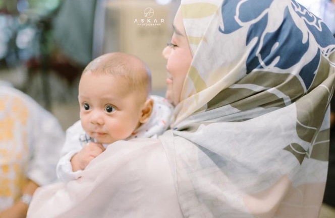 Makin Menggemaskan, Ini Potret Terbaru Baby Leslar yang Sering Dihujat Netizen Bahkan Pernah Diancam Akan Disantet