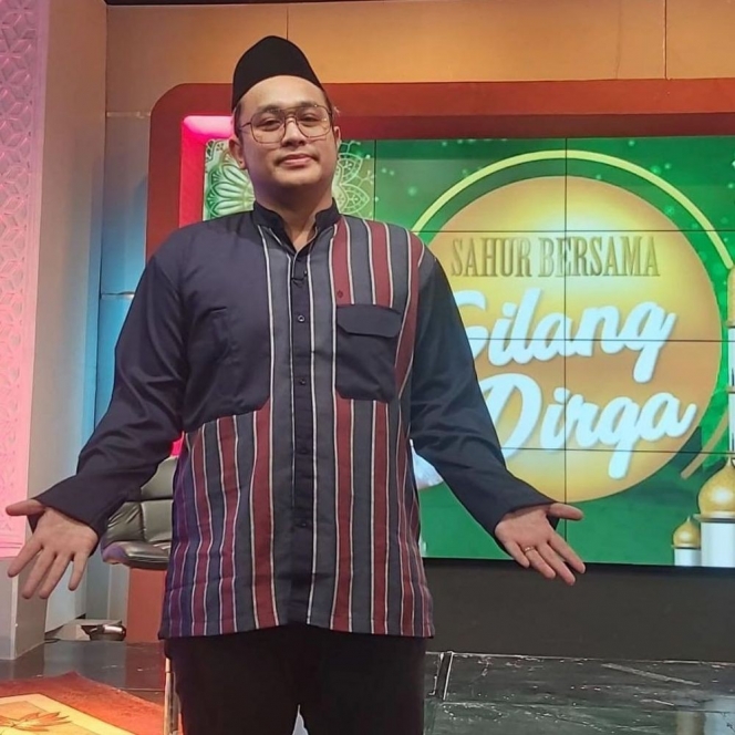 Sukses Turun Berat Badan 10 Kg dalam Satu Bulan, Ini 9 Potret Terbaru Gilang Dirga yang Makin Ganteng!