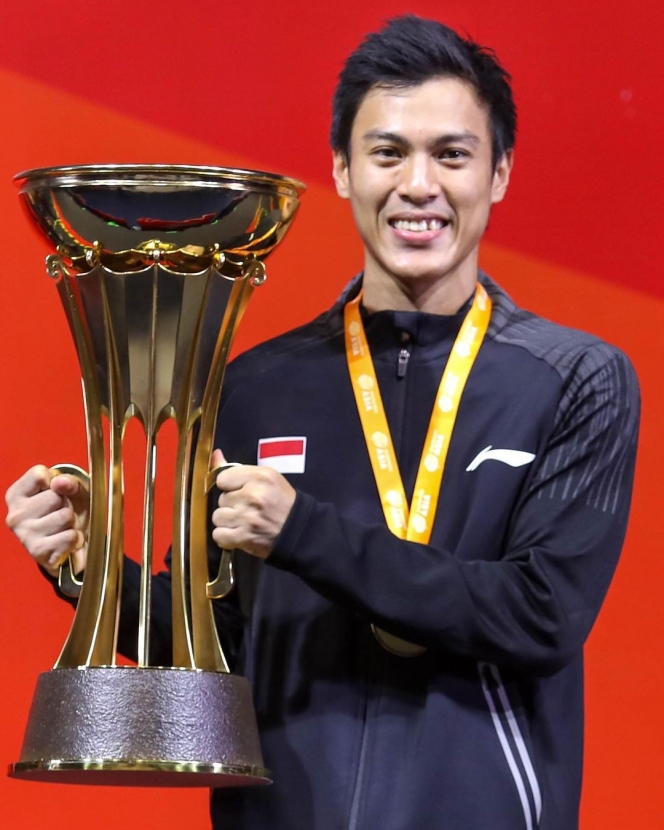 10 Potret Shesar Hiren Rhustavito Jadi Hero Bungkam Thailand di Ajang Thomas Cup 2022