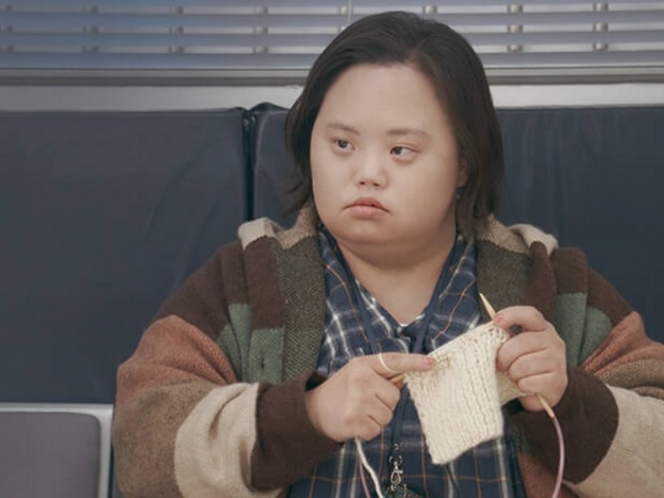Jadi Artis Down Syndrome Pertama di Korea Selatan, Ini 10 Potret Jung Eun Hye yang Curi Perhatian Penonton