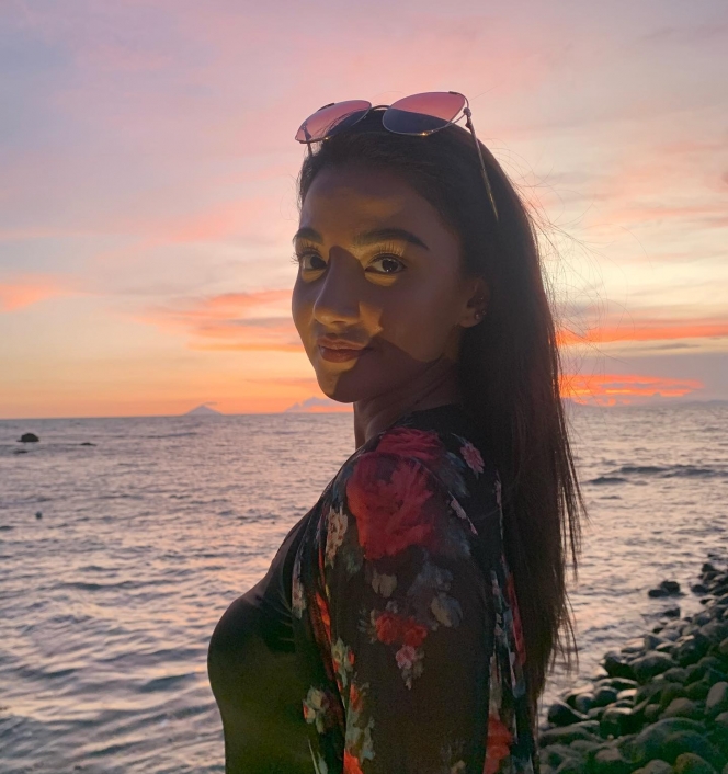10 Potret Terbaru Tsania Marwa yang Makin Cantik dan Glowing Meskipun Berstatus Janda