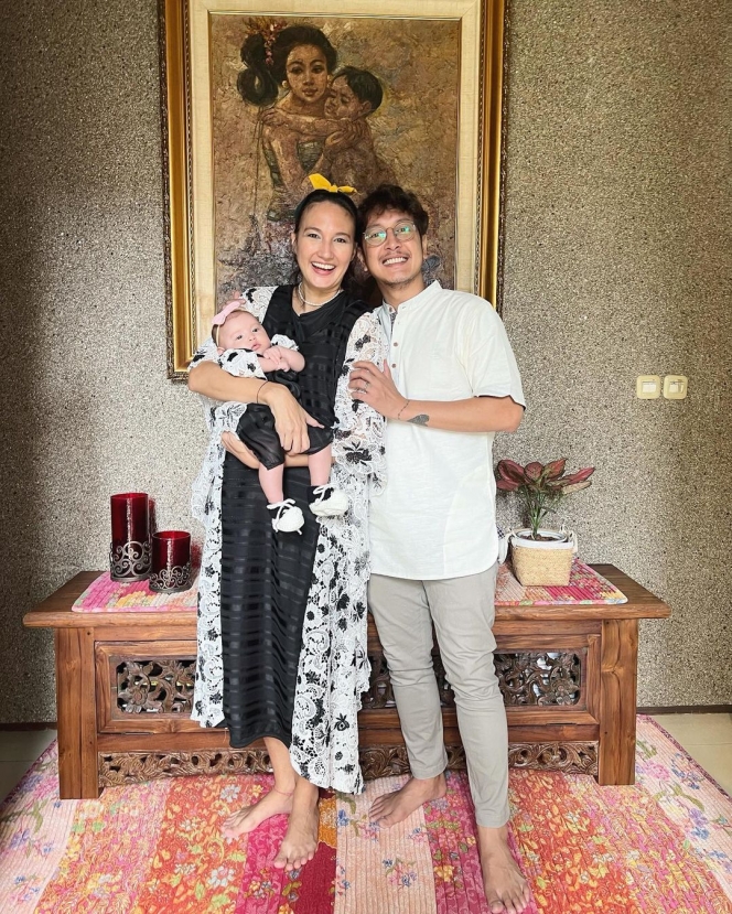 6 Selebritis Ganteng yang Berhasil Nikahi Puteri Indonesia, Mulai dari yang Langgeng Hingga Berujung Perpisahan
