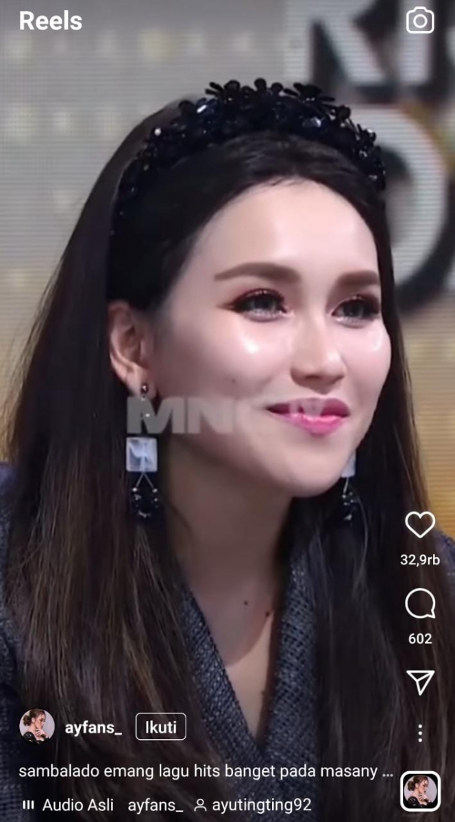 Sederet Potret Close Up Ayu Ting Ting dengan Make Up Ala Korea, Wajahnya Mulus Banget Kayak Porselen