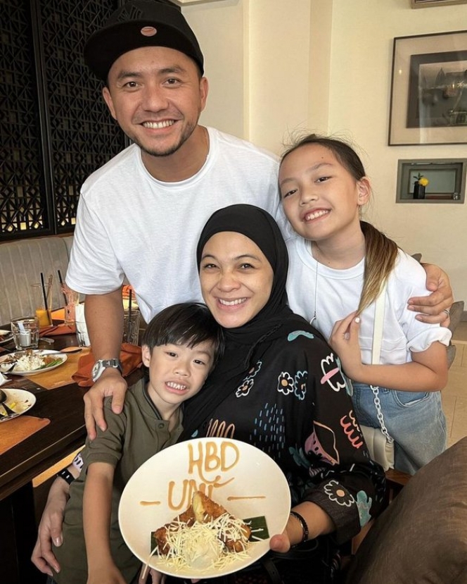 Potret 36 Tahun Dian Ayu Istri Omesh, Tetap Cantik Segera Resmi Jadi Ibu 3 Anak