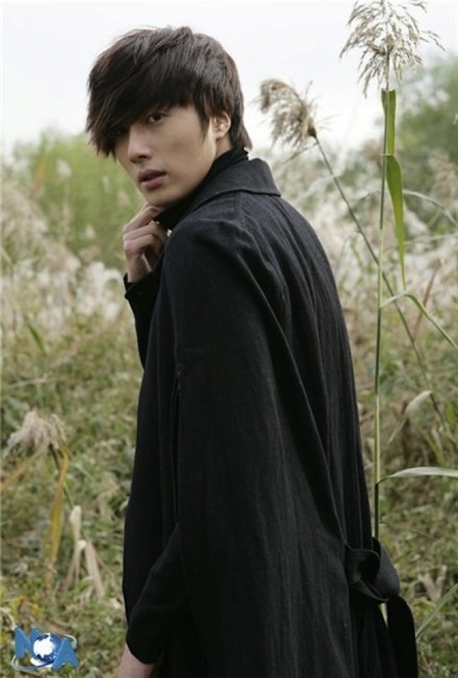 Adu Gaya Aktor Korea yang Perankan Grim Reaper di Drama, Bikin Merinding Sekaligus Memesona!