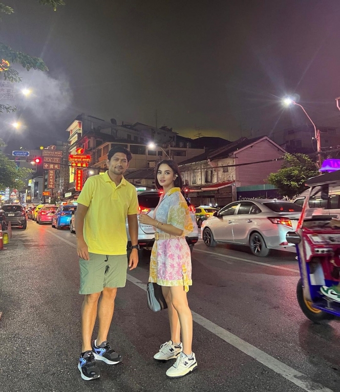Berasa Honeymoon, Ini Potret Liburan Ibnu Jamil dan Ririn Ekawati di Thailand