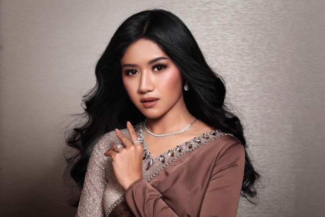 Mulai Go Publik dengan Kaesang Pangarep, Ini Potret Erina Gudono Putri Indonesia Asal Yogyakarta yang Punya Banyak Prestasi
