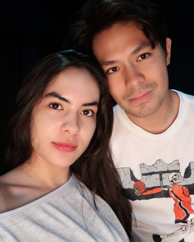 10 Potret Selfie Steffi Zamora dan Fero Walandouw yang Makin Mesra, Netizen Gak Sabar Keduanya Naik Pelaminan